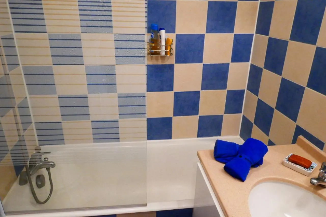 Appartement Studio Hyeres Port France