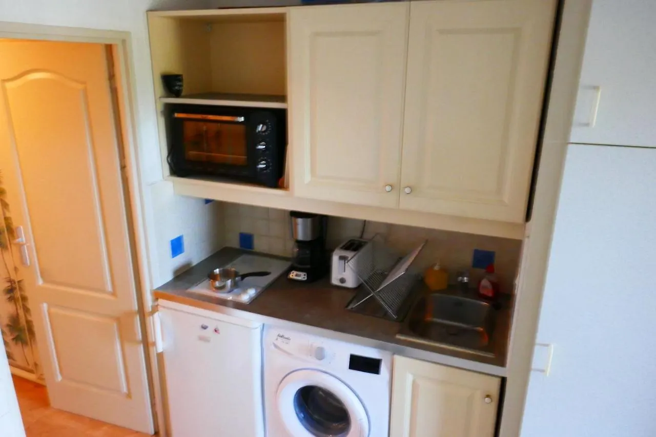 Appartement Studio Hyeres Port France