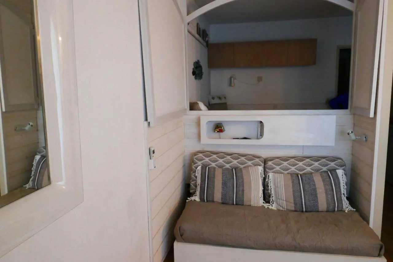 Studio Hyeres Port Apartment